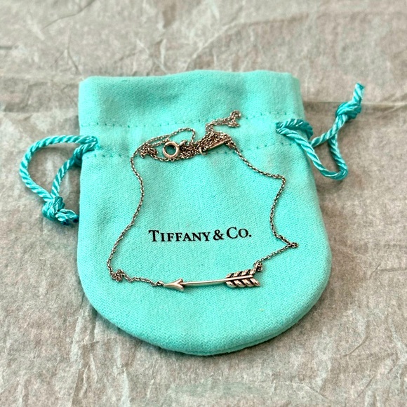 Tiffany & Co. Jewelry - 🩵↗️Authentic TIFFANY & CO Sterling Silver Arrow Necklace🔴